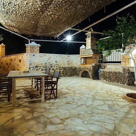 Aristidis Country Villa-Anesis Kamilari Exterior photo