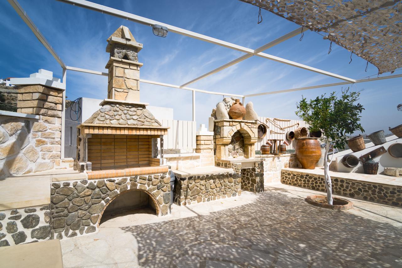 Aristidis Country Villa-Anesis Kamilari Exterior photo